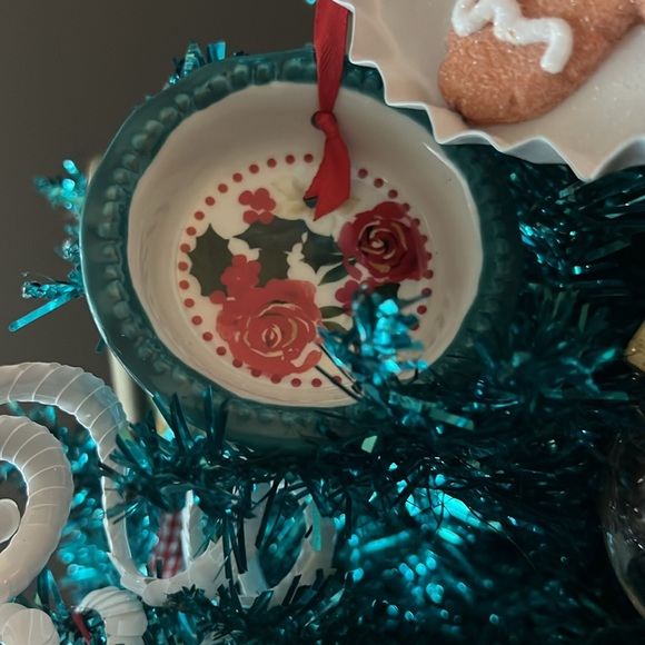 Pioneer Woman Floral Ruffle Christmas Skirt & over 30 Ornaments topper and boot - Picture 5 of 11